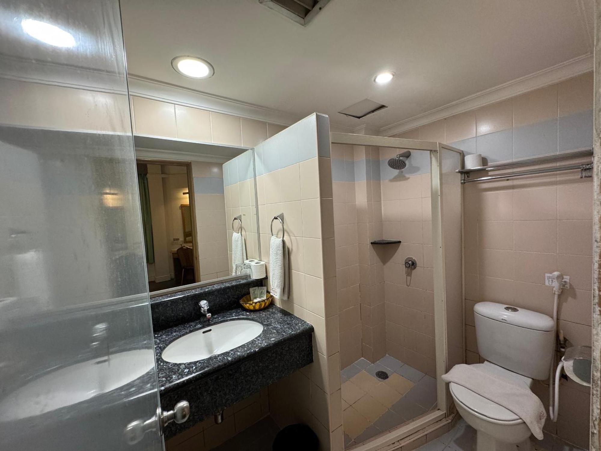Deleeton Hotel