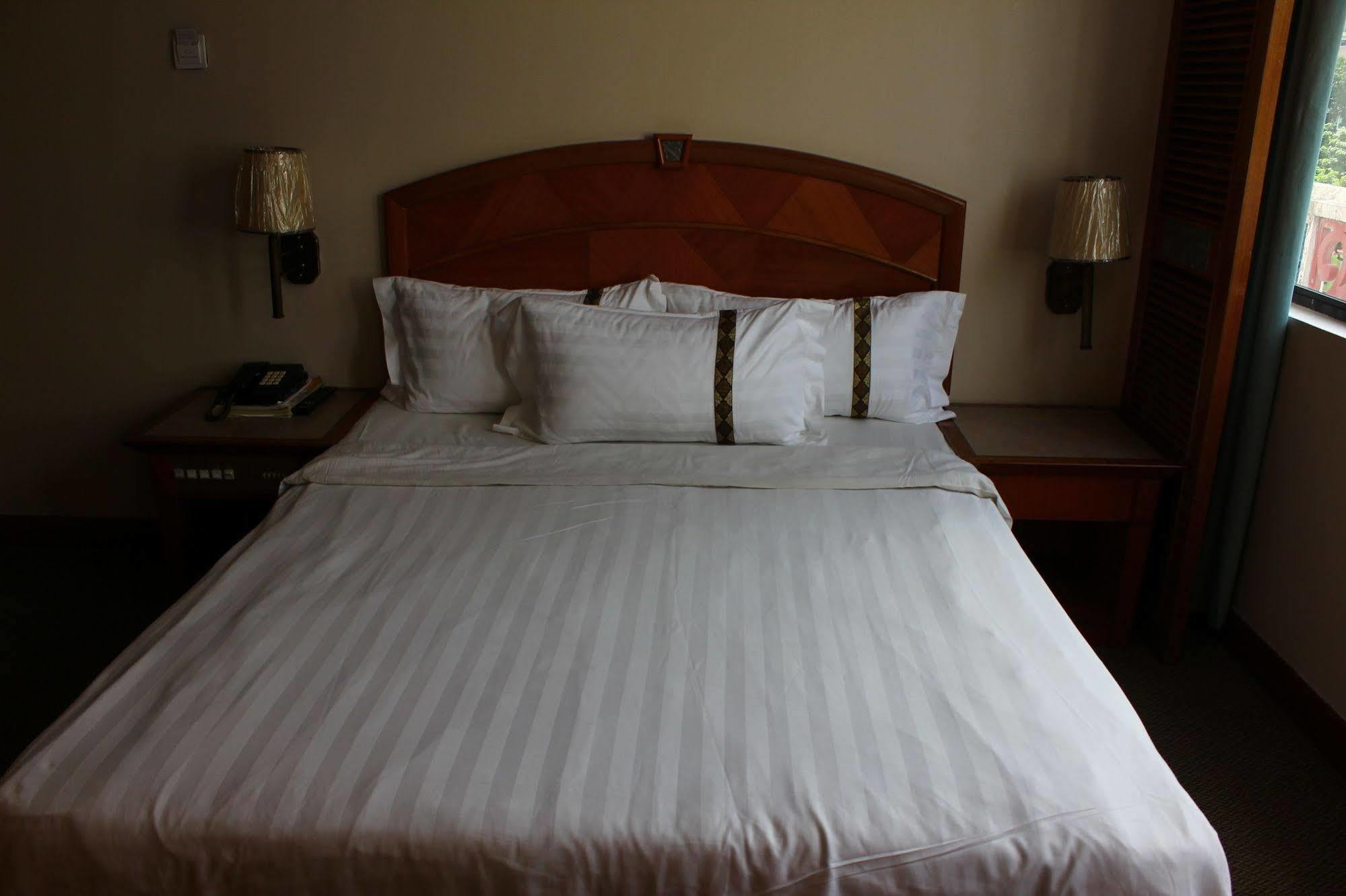 Hotel Deleeton Kota Kinabalu